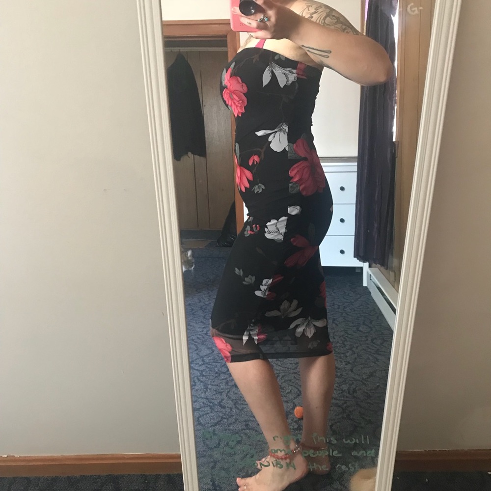 Strapless floral fitted dress sz small - Picture 7 of 7